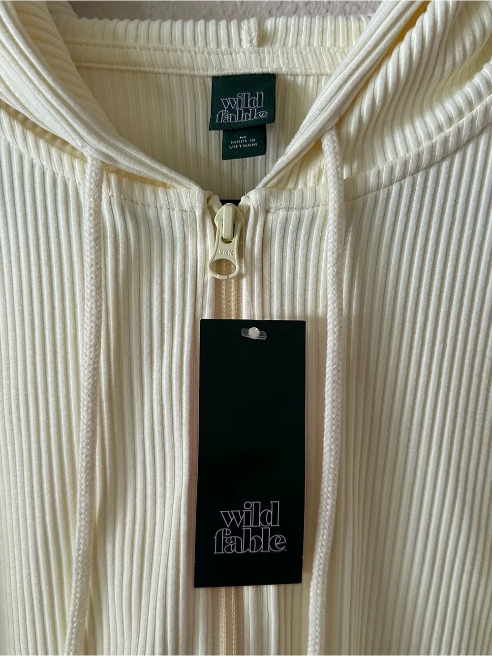 Wild Fable Butter Yellow Ribbed Cropped Zip Hoodie size Large - Picture 3 of 3